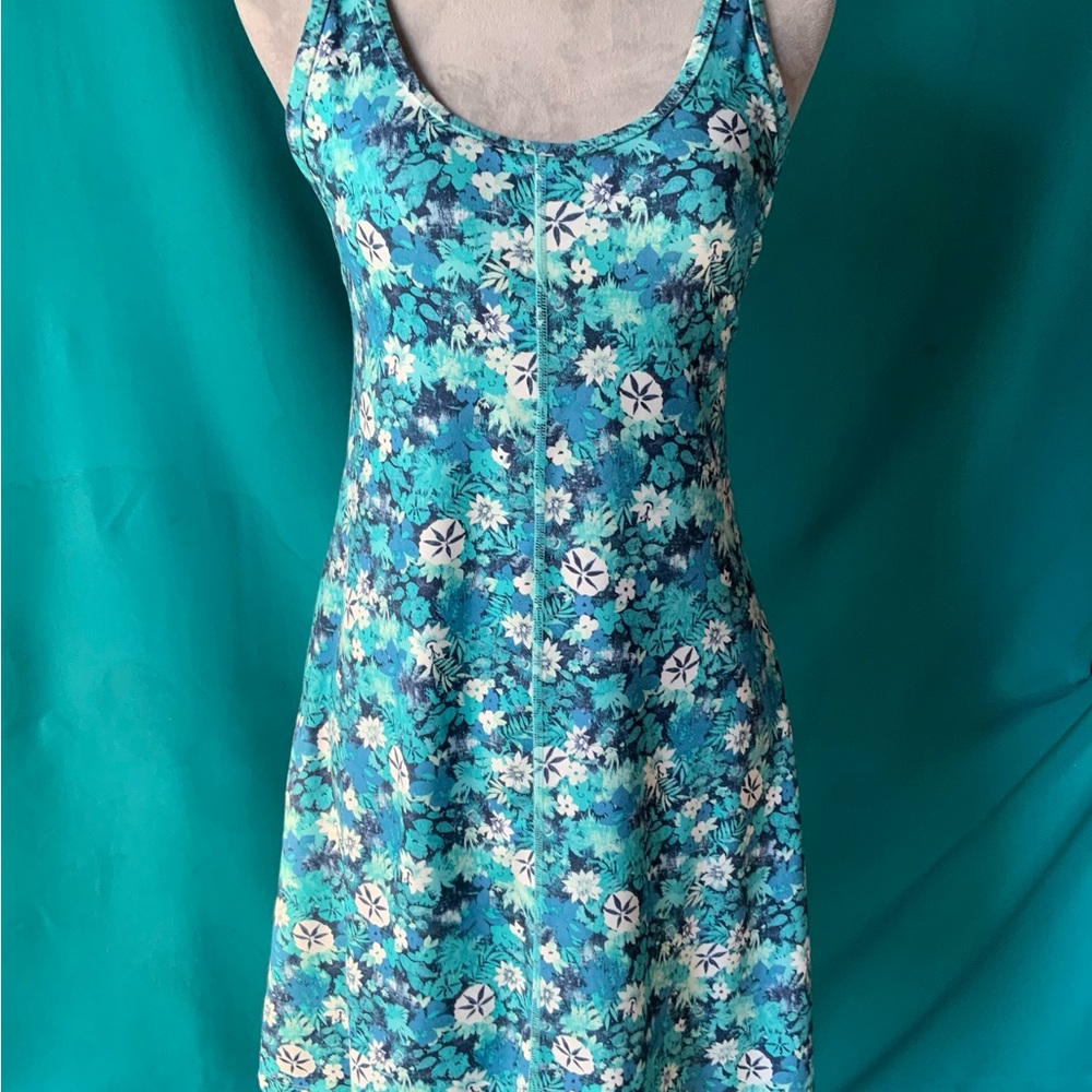 Patagonia Women's XS Common Threads Partnership Summer Floral Dress Blues/White